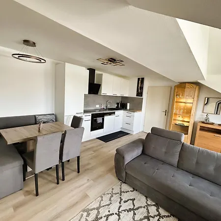 Appartamento Karawankenblick Im Herzen Von Mit Privatgarage *