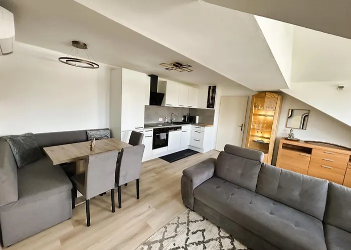 Appartamento Karawankenblick Im Herzen Von Mit Privatgarage *